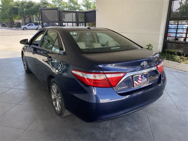 2017 Toyota Camry XLE 4