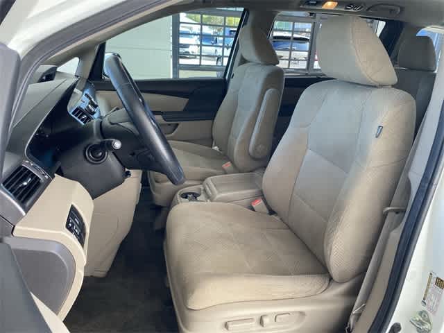 2014 Honda Odyssey EX 10