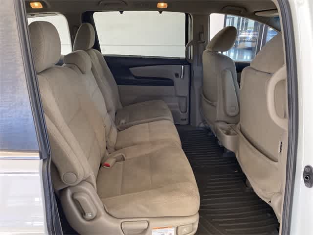 2014 Honda Odyssey EX 12