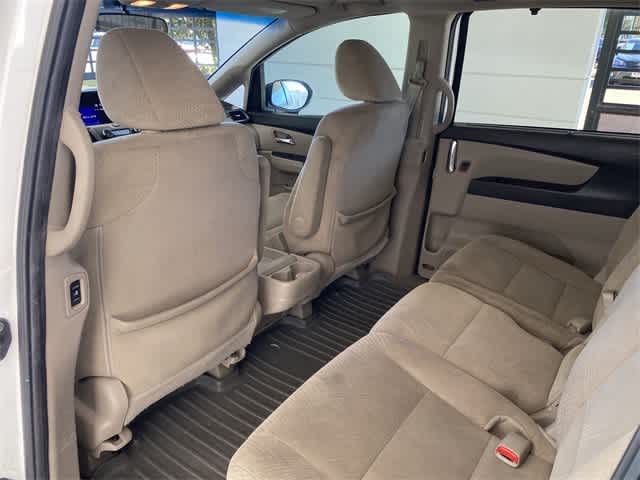 2014 Honda Odyssey EX 11