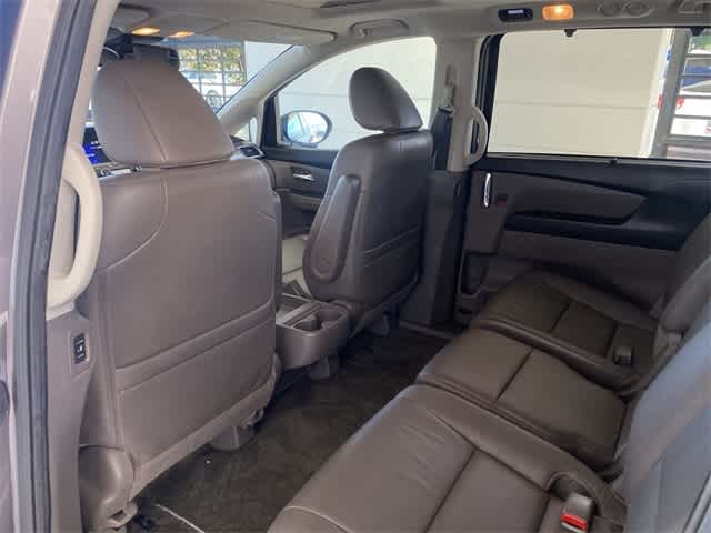 2016 Honda Odyssey EX-L 11