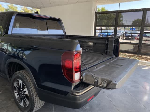 2017 Honda Ridgeline Black Edition 4x4 Crew Cab 5.3 Bed 18