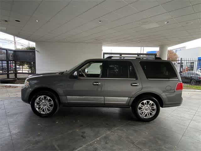 2011 Lincoln Navigator  3