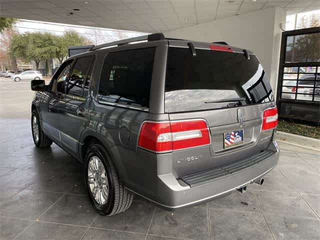 2011 Lincoln Navigator  4