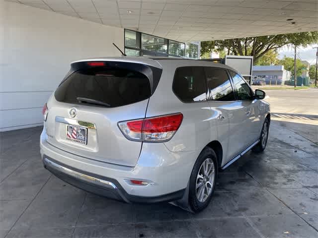 2014 Nissan Pathfinder S 25