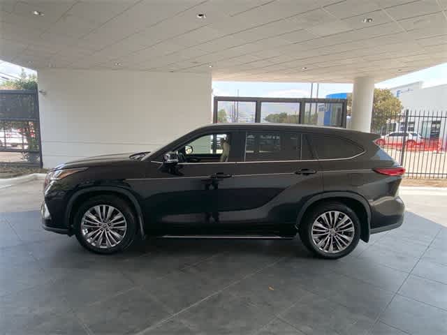 2021 Toyota Highlander Platinum 3