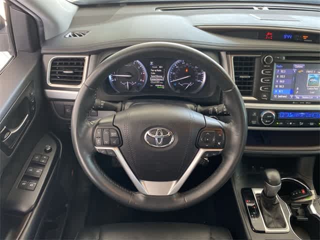 2019 Toyota Highlander Limited 14