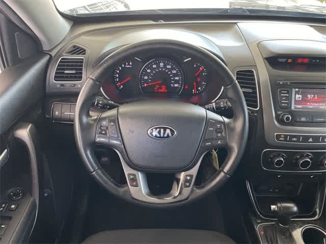 2015 Kia Sorento LX 14