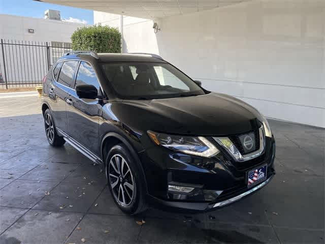 2017 Nissan Rogue SL 23