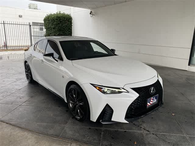 2022 Lexus IS F SPORT 23