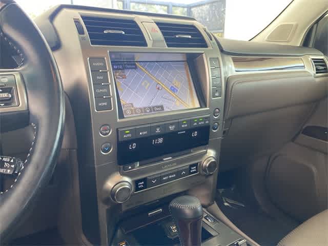 2016 Lexus GX 460 Luxury 15