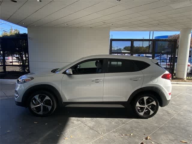 2017 Hyundai Tucson Sport 3