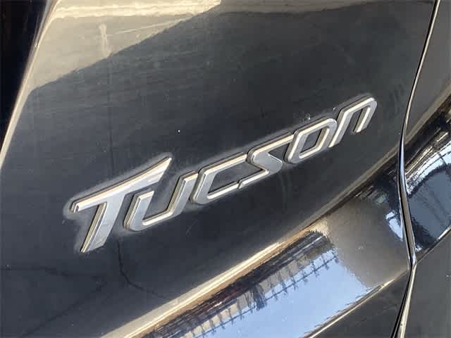 2011 Hyundai Tucson GLS 21