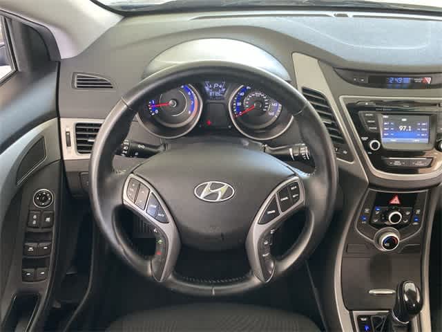 2015 Hyundai Elantra SE 14
