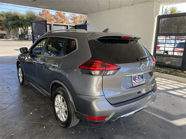 2018 Nissan Rogue SV 4