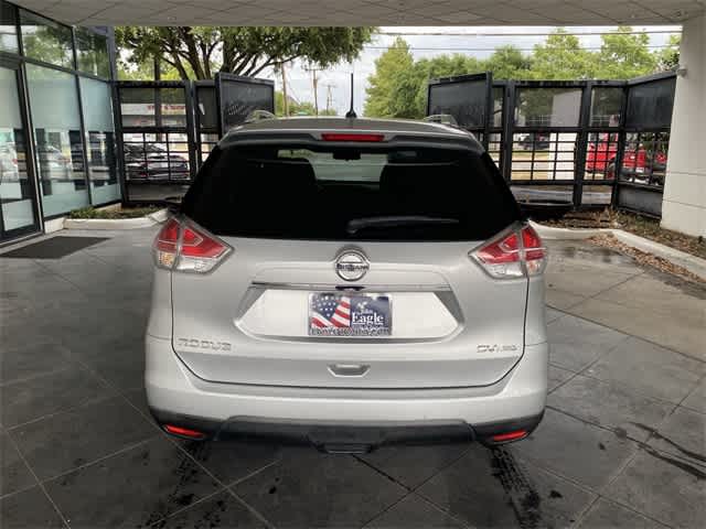 2015 Nissan Rogue SV 5