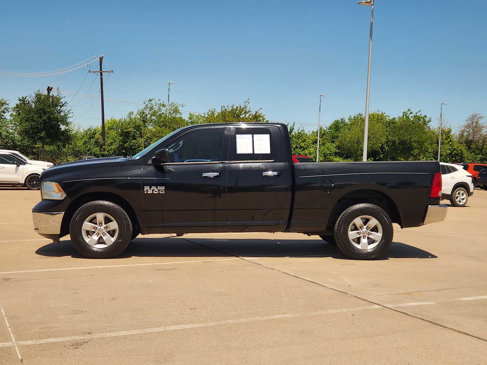 View vehicle photo 3