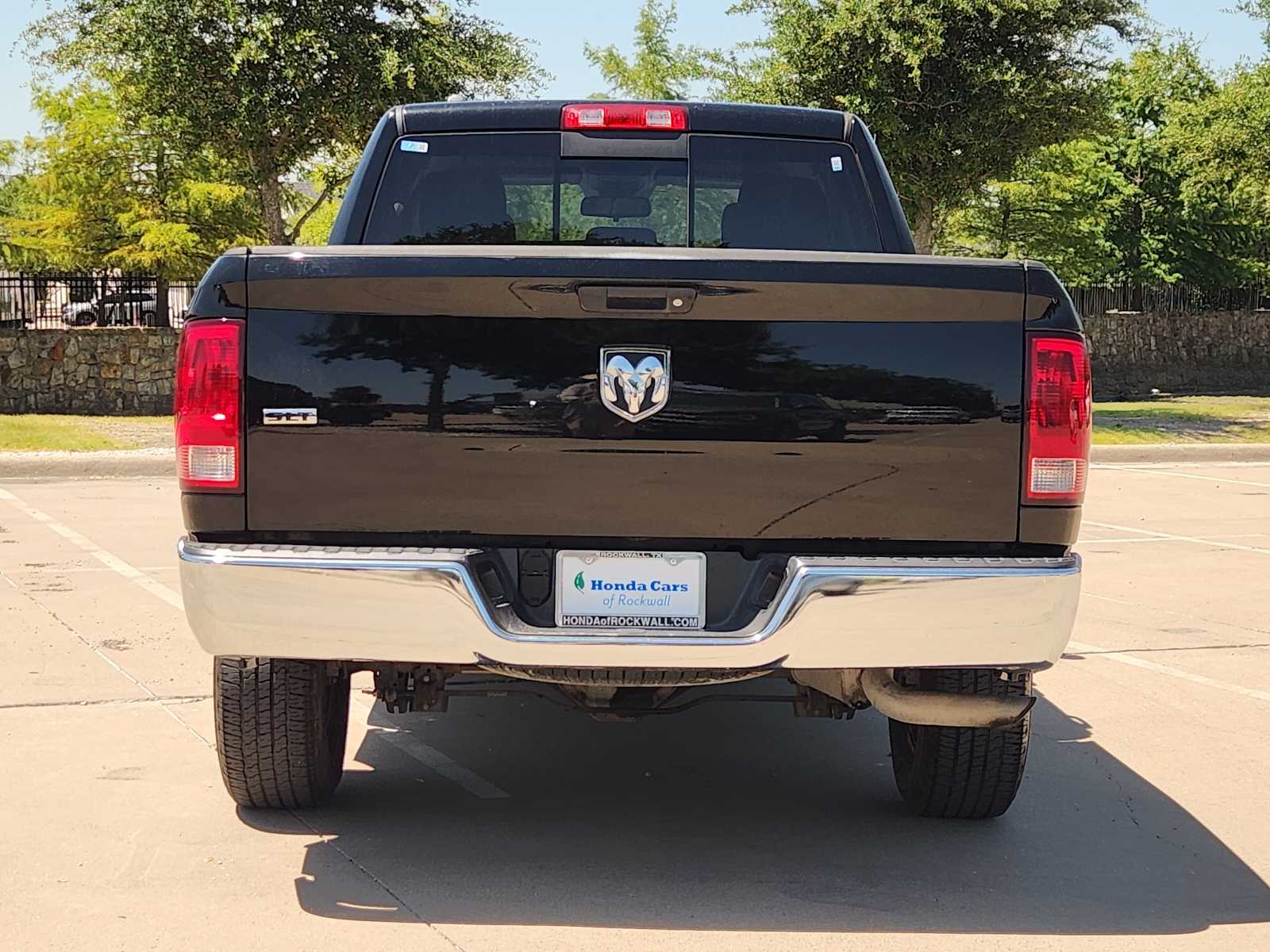 View vehicle photo 5