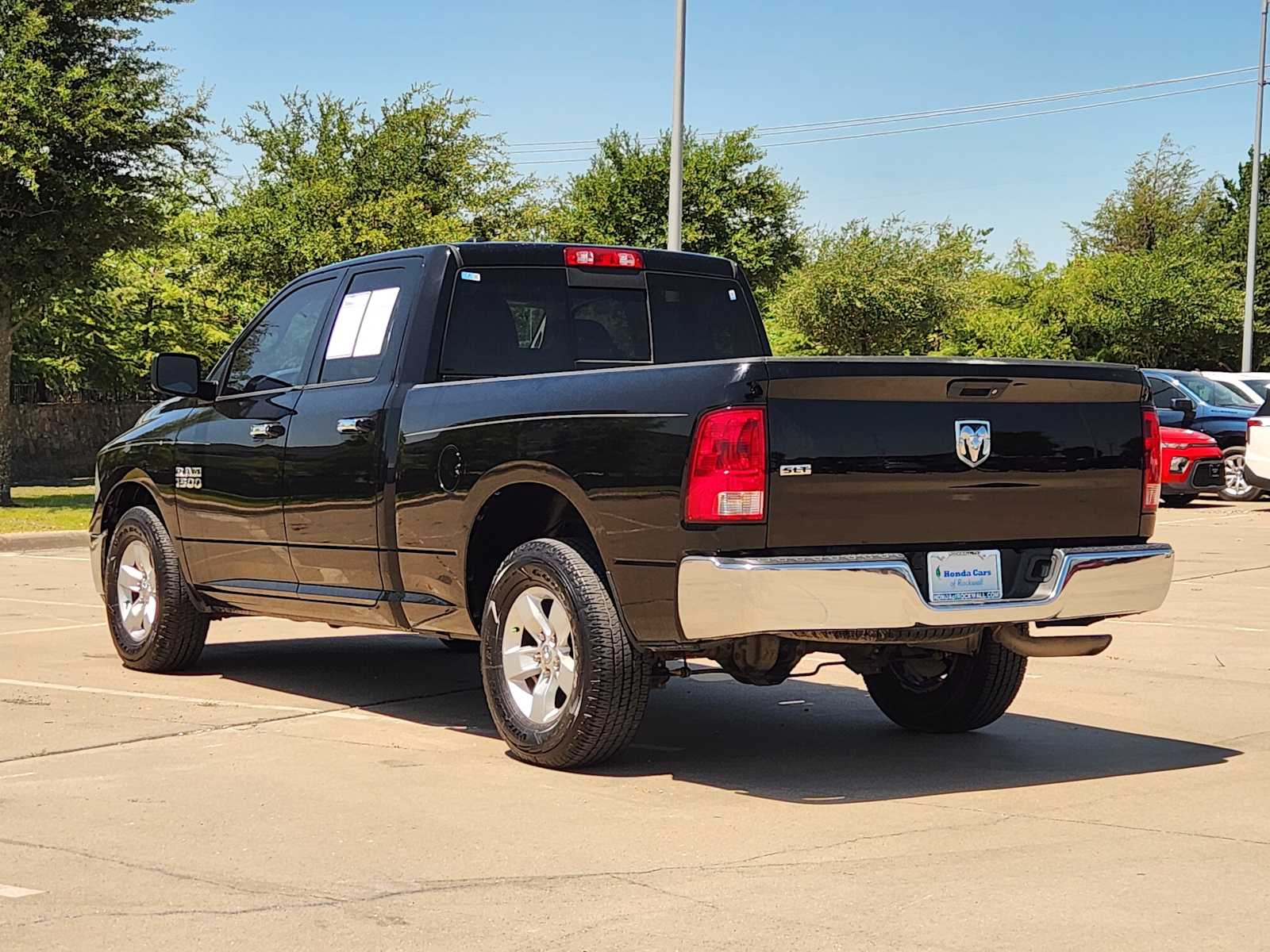 View vehicle photo 4