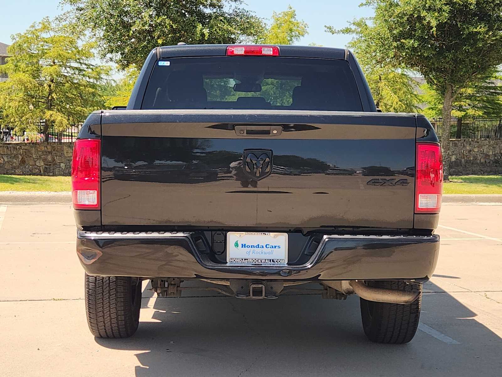 View vehicle photo 5