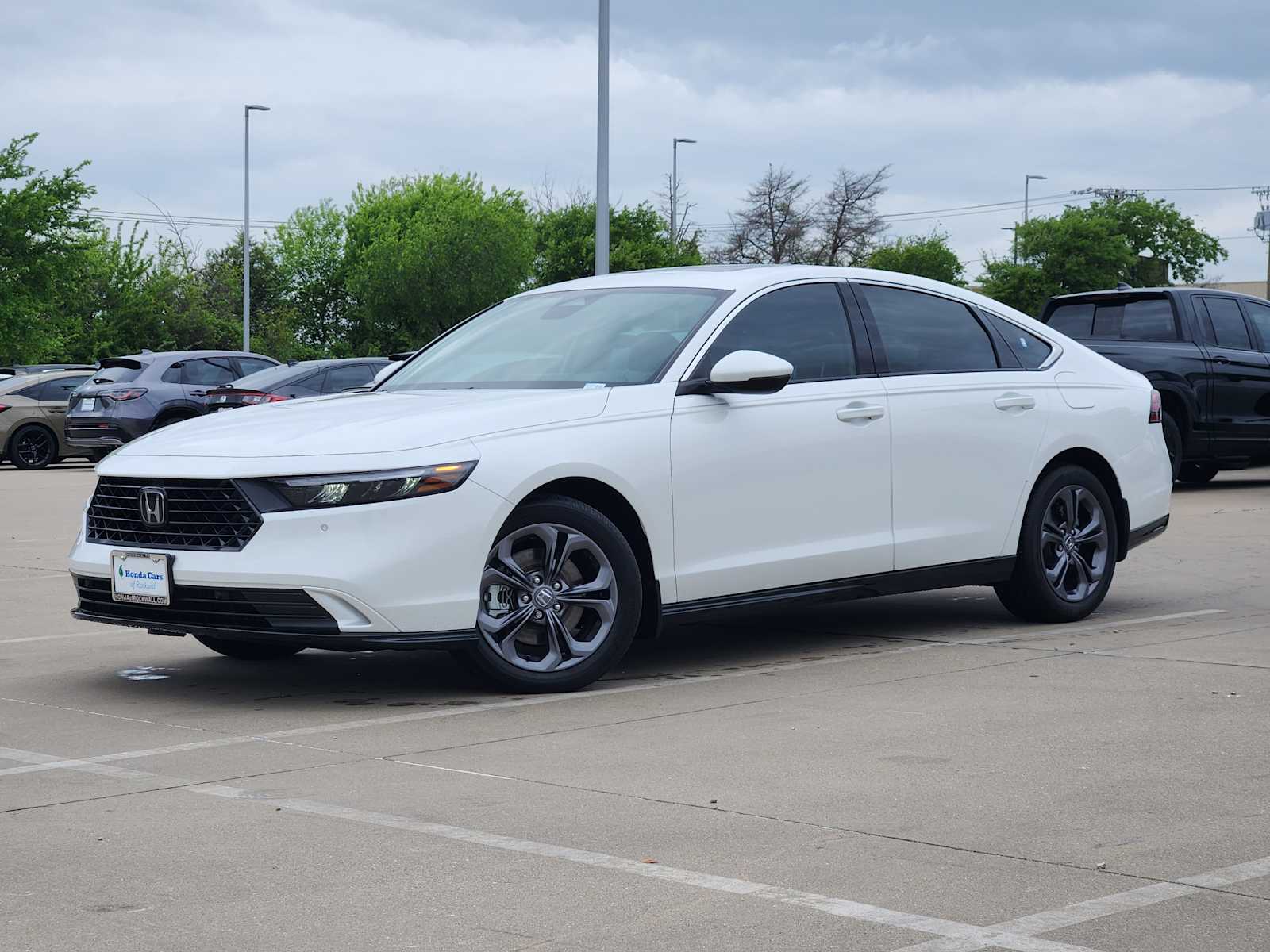 Platinum White Pearl 2024 Honda Accord Hybrid EX-L FWD Sedan Front-Wheel Drive Continuously Variable Transmission