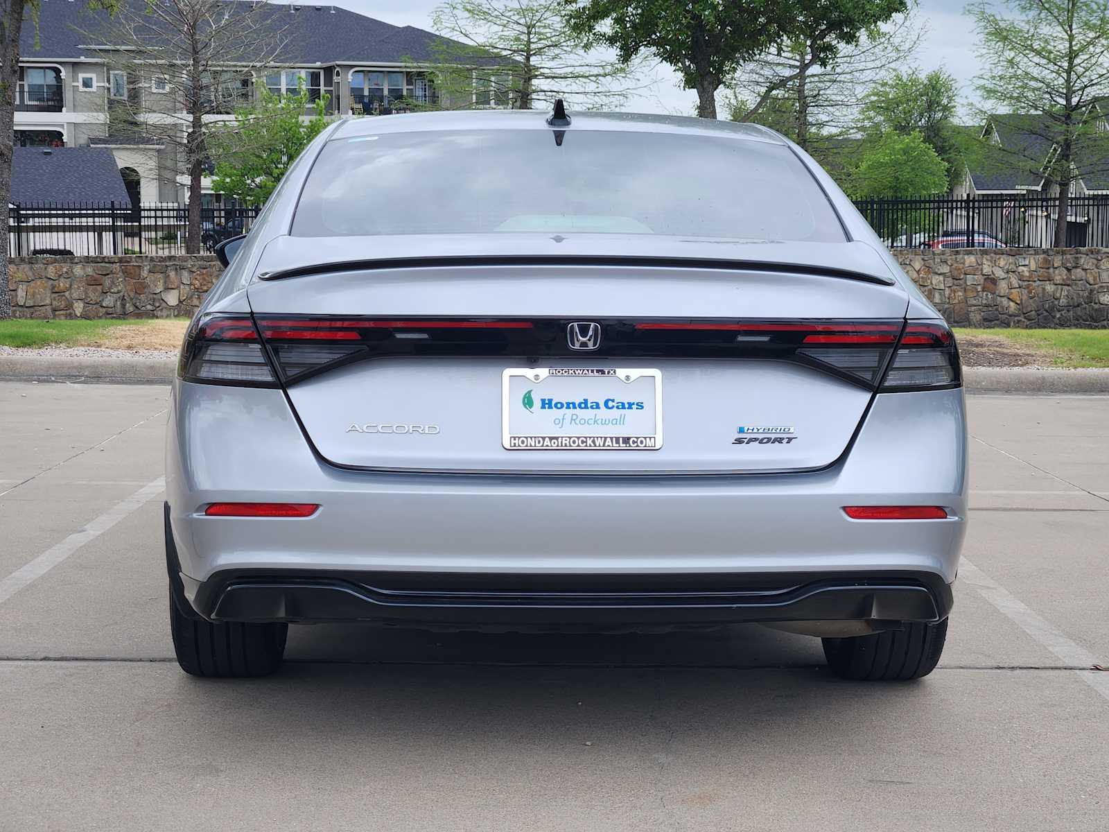 View vehicle photo 5