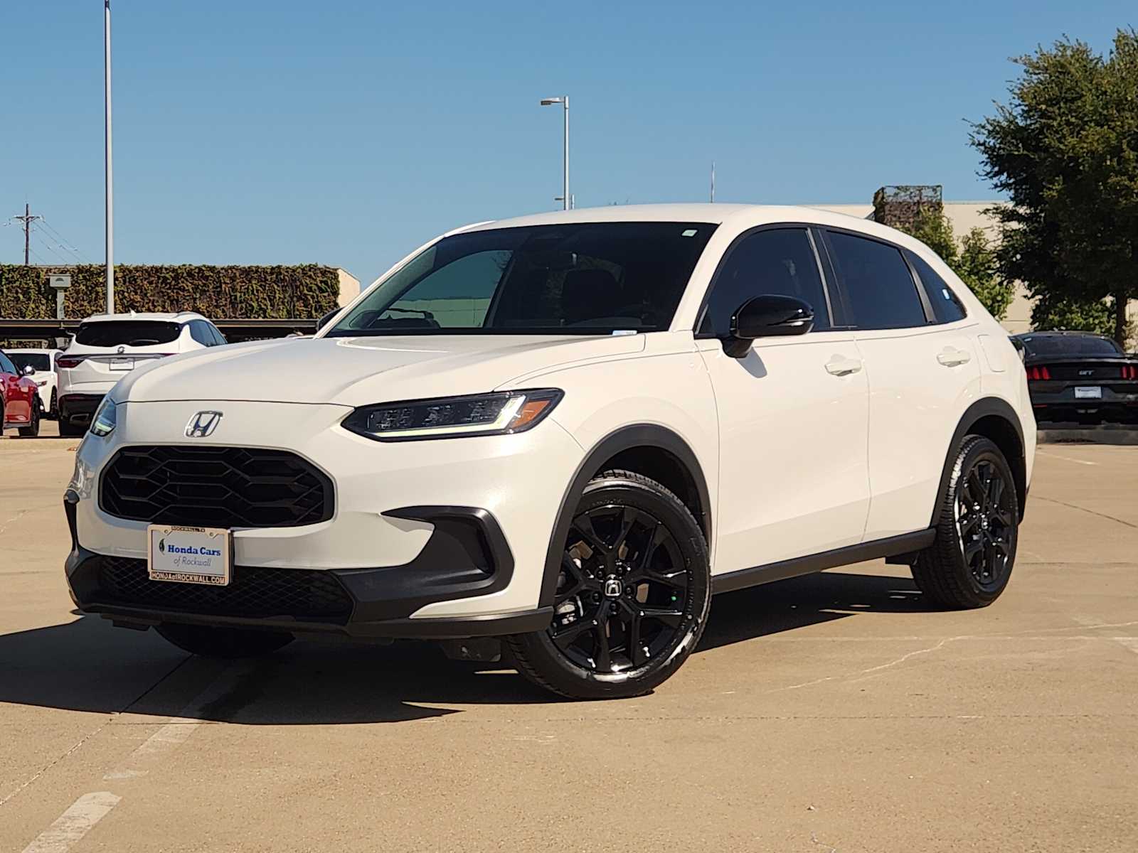 Platinum White Pearl 2025 Honda HR-V SUV / Crossover All-Wheel Drive Continuously Variable Transmission