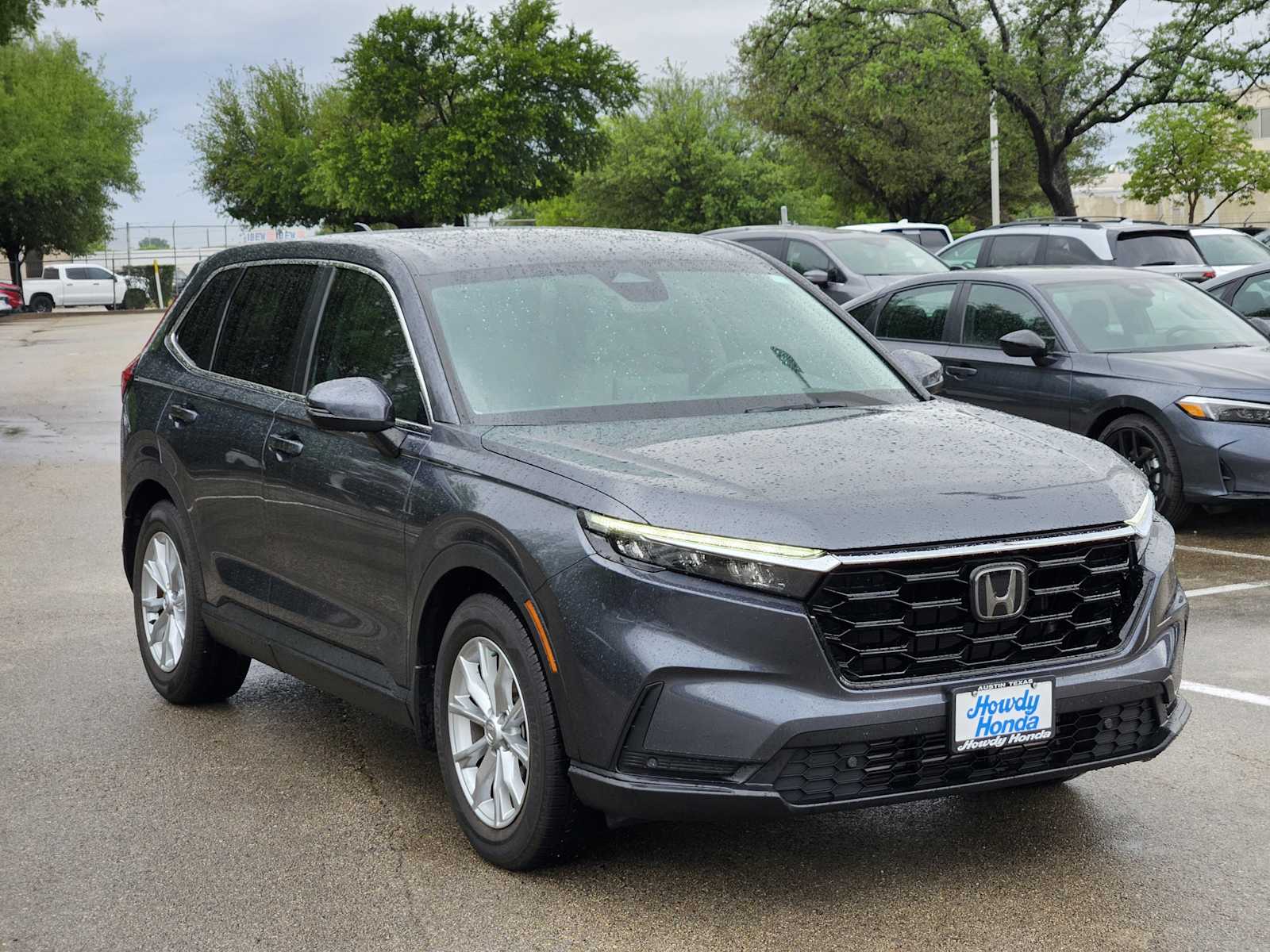 View vehicle photo 3