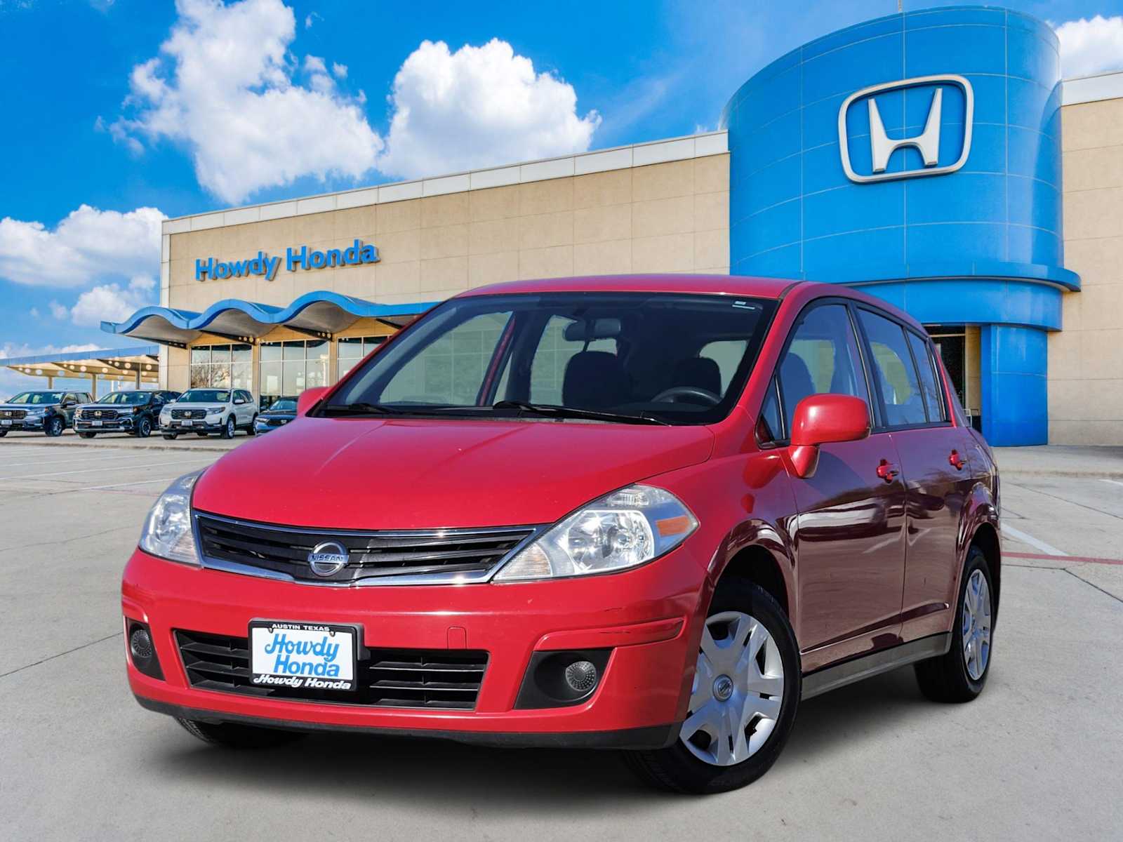 2012 Nissan Versa 1.8 S Hatchback