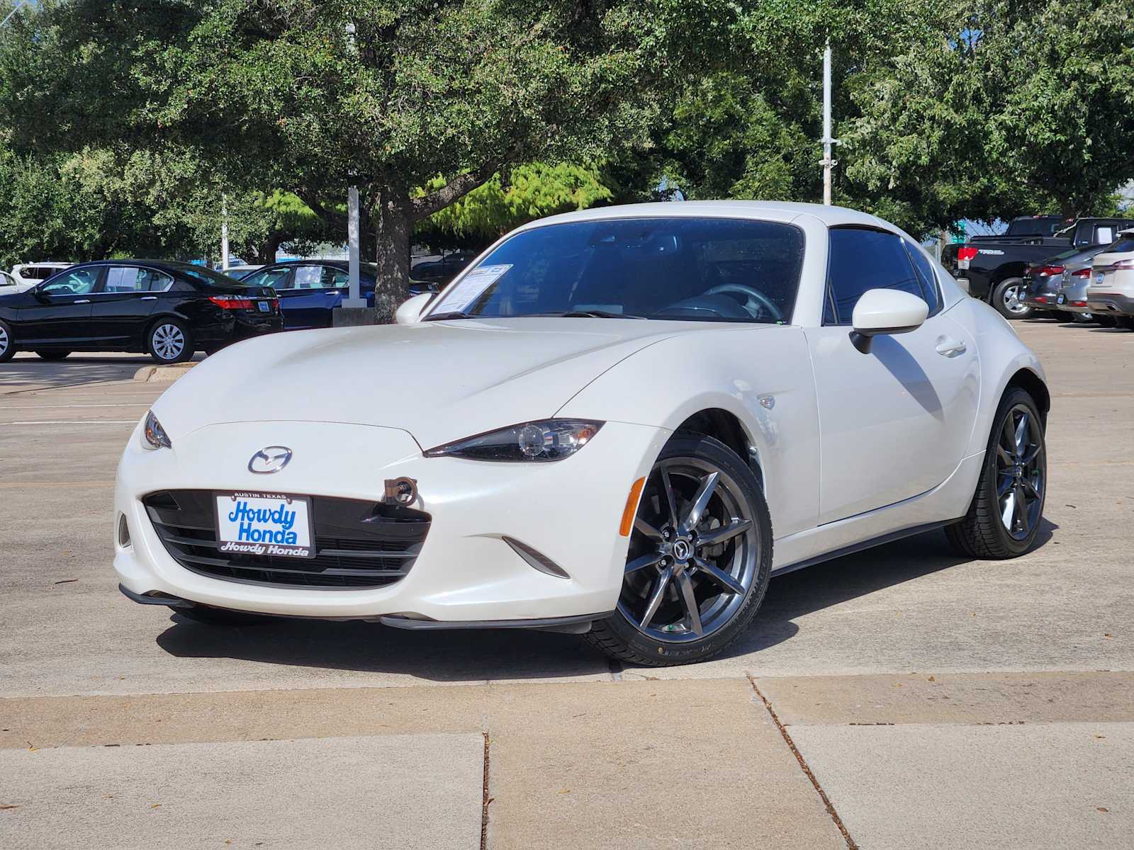 Snowflake White Pearl Mica 2019 Mazda MX-5 Miata Convertible Rear-Wheel Drive Automatic