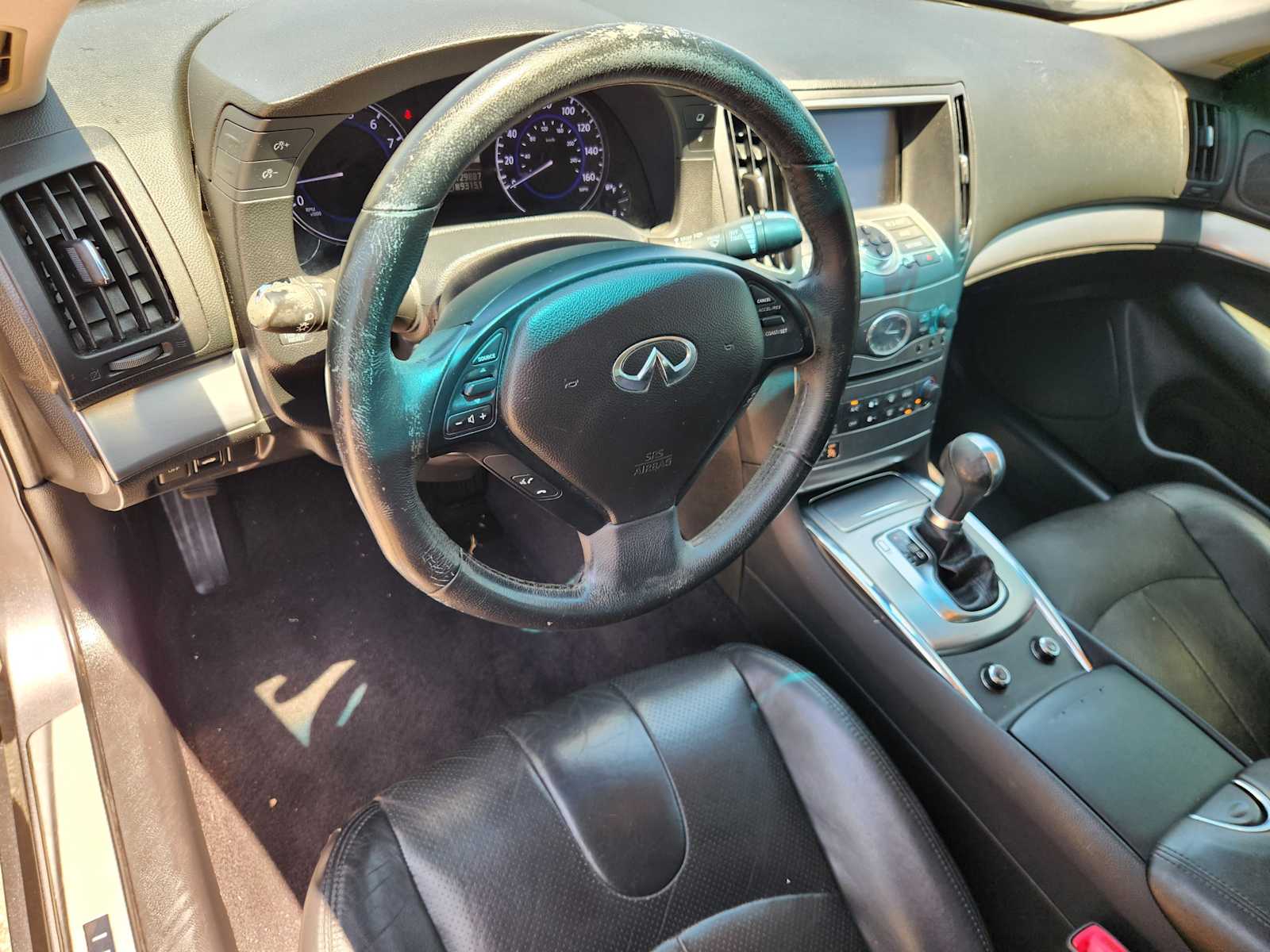 2015 INFINITI Q40 3.7 RWD