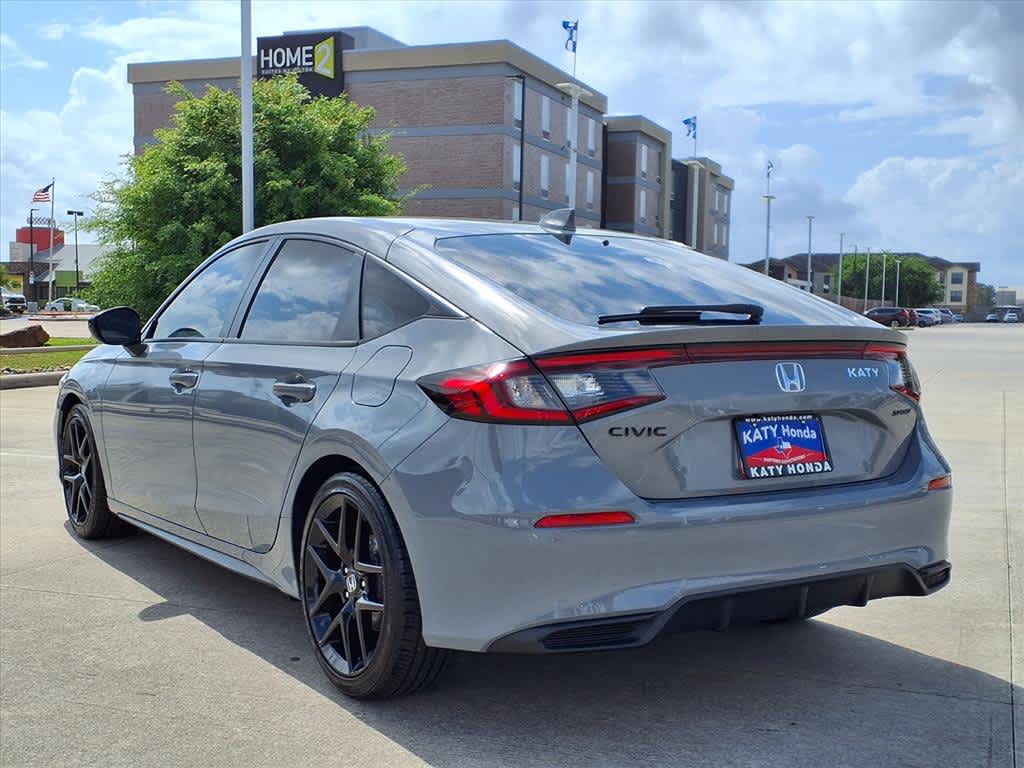 View vehicle photo 5