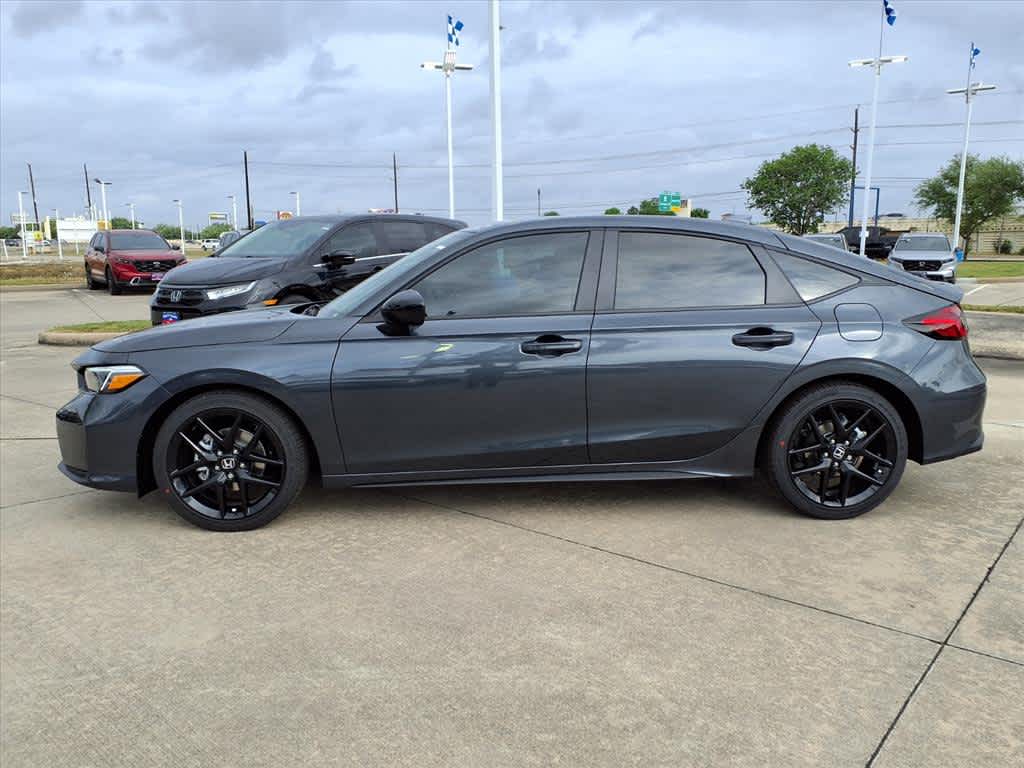 View vehicle photo 3