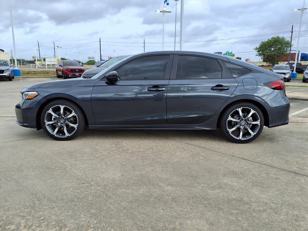 View vehicle photo 3