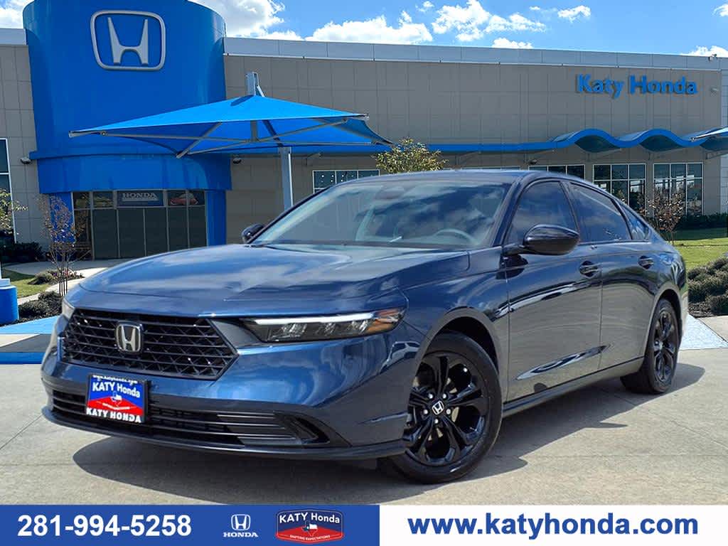 Blue 2025 Honda Accord SE FWD Sedan Front-Wheel Drive Continuously Variable Transmission