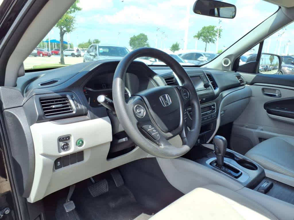 Used 2016 Honda Pilot LX with VIN 5FNYF5H14GB040881 for sale in Katy, TX