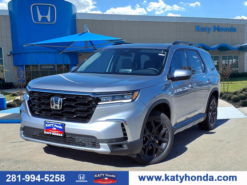 2025 Honda Pilot Touring's photo