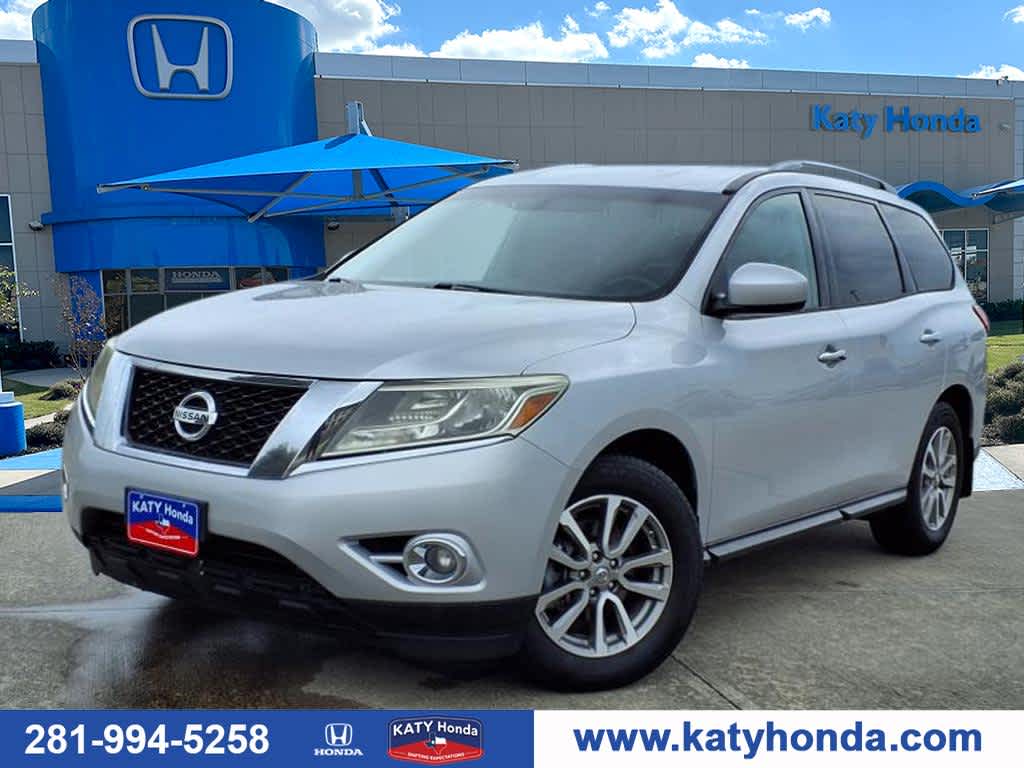2016 Nissan Pathfinder SV