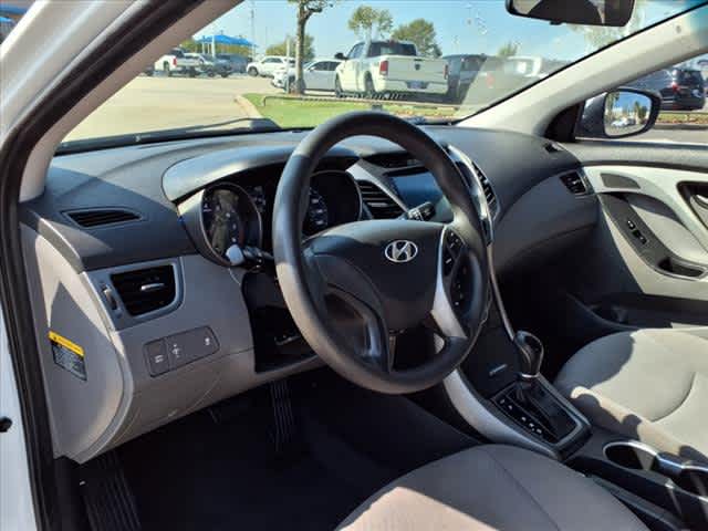 Used 2016 Hyundai Elantra SE with VIN 5NPDH4AE5GH765858 for sale in Katy, TX