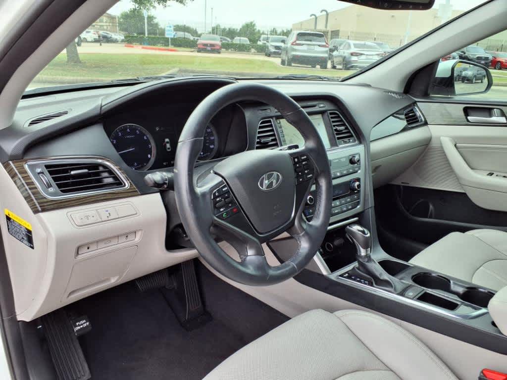 Used 2017 Hyundai Sonata Limited with VIN 5NPE34AF3HH529495 for sale in Katy, TX