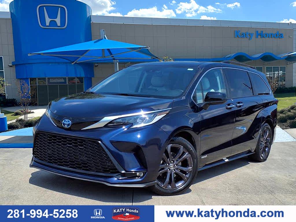 2021 Toyota Sienna XSE
