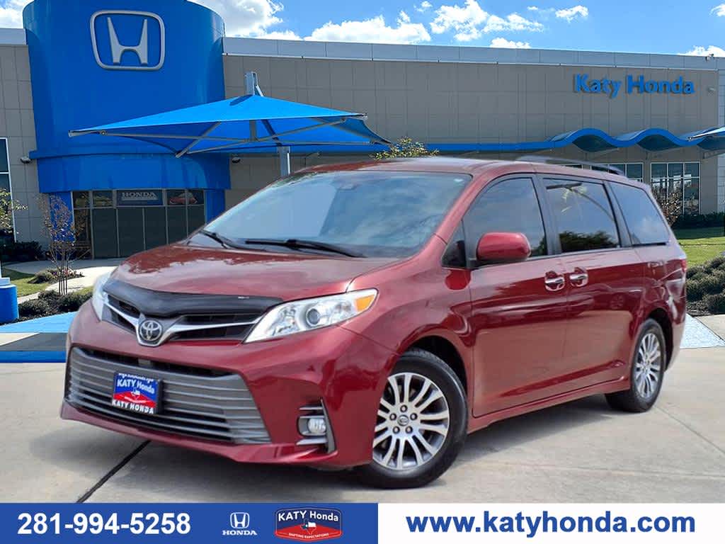 2019 Toyota Sienna XLE Premium
