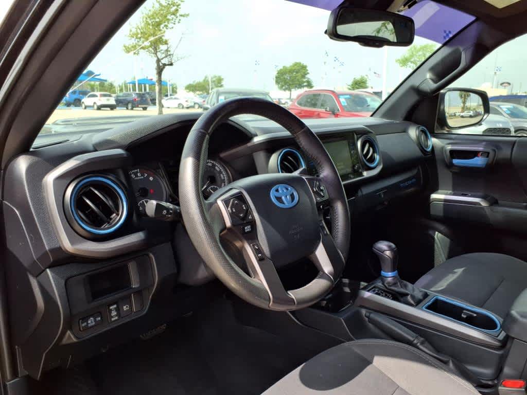 Used 2018 Toyota Tacoma TRD Sport with VIN 5TFAZ5CN9JX060902 for sale in Katy, TX