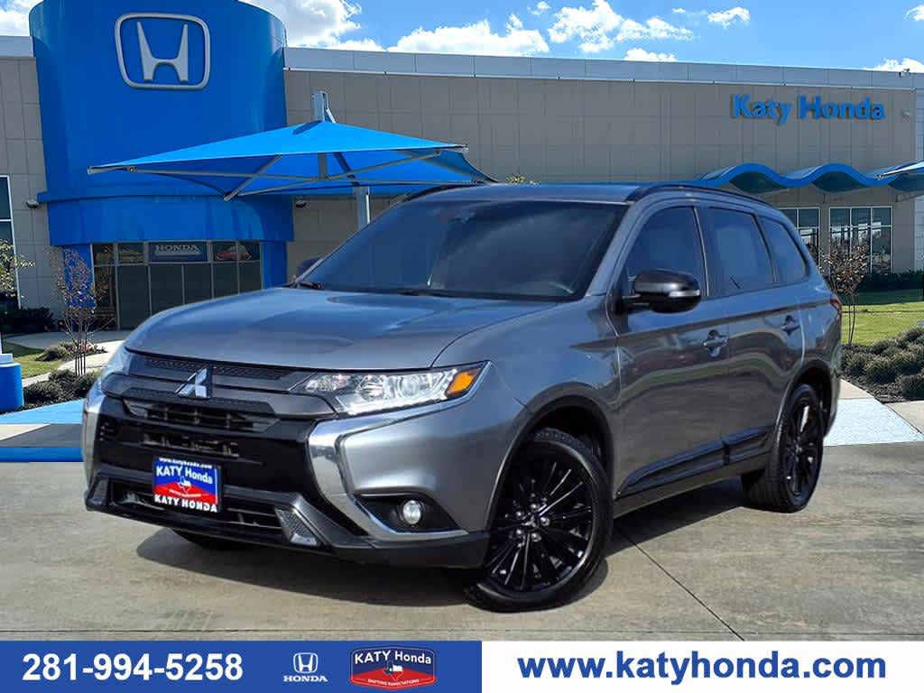 2020 Mitsubishi Outlander LE