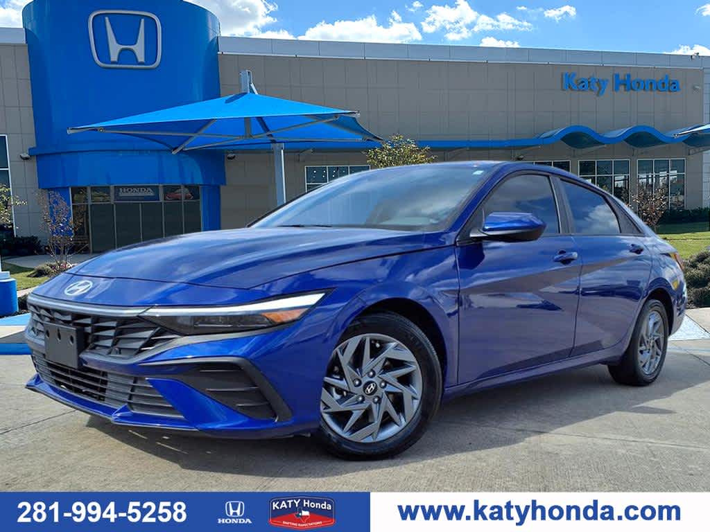 2024 Hyundai Elantra SEL 2024 Hyundai Elantra SEL