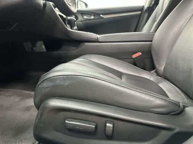 2019 Honda Civic Sedan photo 26 of 32