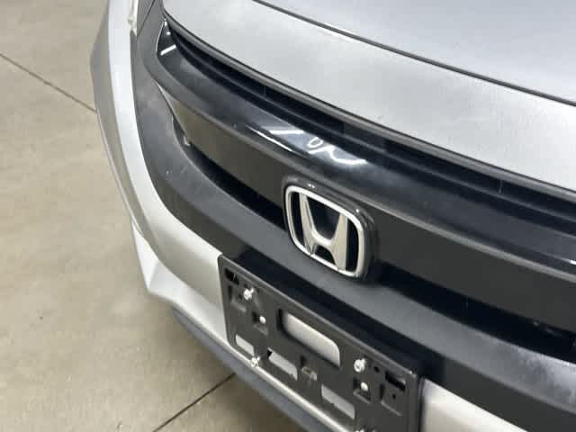 2019 Honda Civic Sedan photo 30 of 32