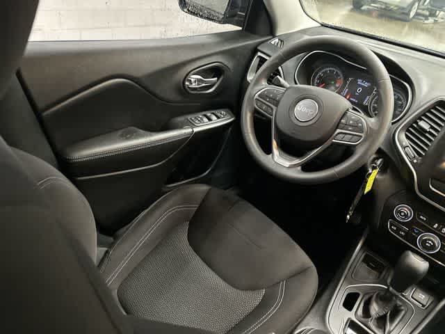 2020 Jeep Cherokee Latitude Diamond Black Crystal Pearlcoat at Auto Boutique Texas