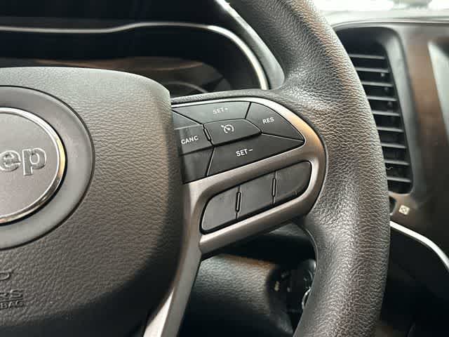 2020 Jeep Cherokee Latitude Diamond Black Crystal Pearlcoat at Auto Boutique Texas