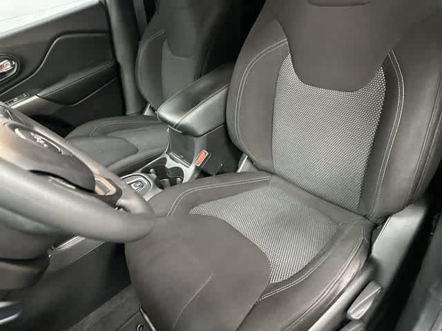 2020 Jeep Cherokee Latitude Diamond Black Crystal Pearlcoat at Auto Boutique Texas